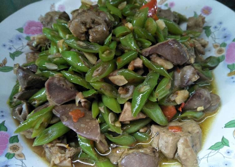 Resep Tumis buncis &amp; hati ampela, Lezat Sekali