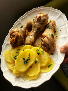 Una foto de Muslitos de pollo al limón con toque de mostaza en Moulinex iCompanion