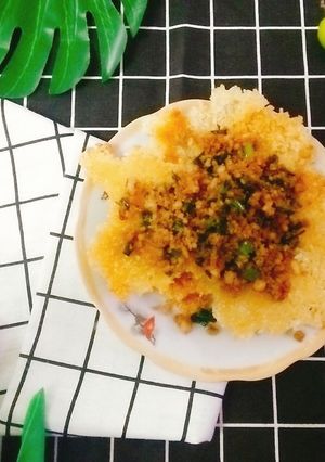 Hình của món Cơm cháy thịt băm.