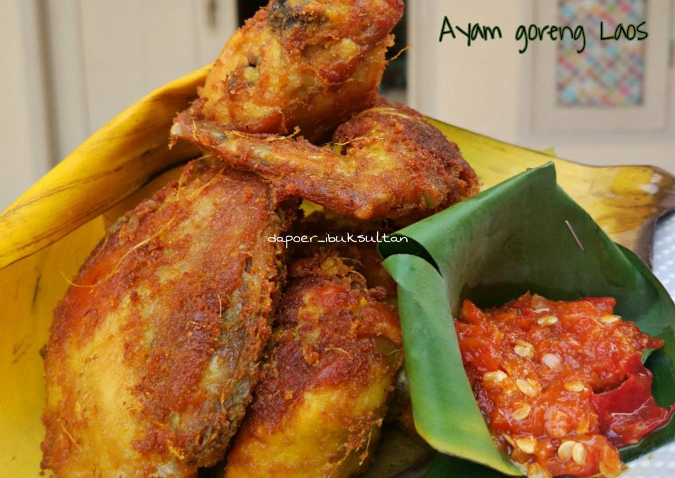 Ayam goreng Laos