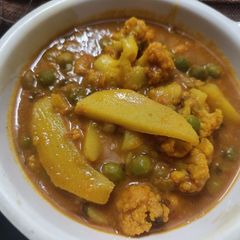 A picture of Left over dal Gobhi aloo matar ki sabzi.