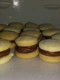 Alfajorcitos de Maizena y Conitos de dulce de leche