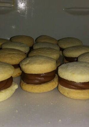 Una foto de Alfajorcitos de Maizena y Conitos de dulce de leche