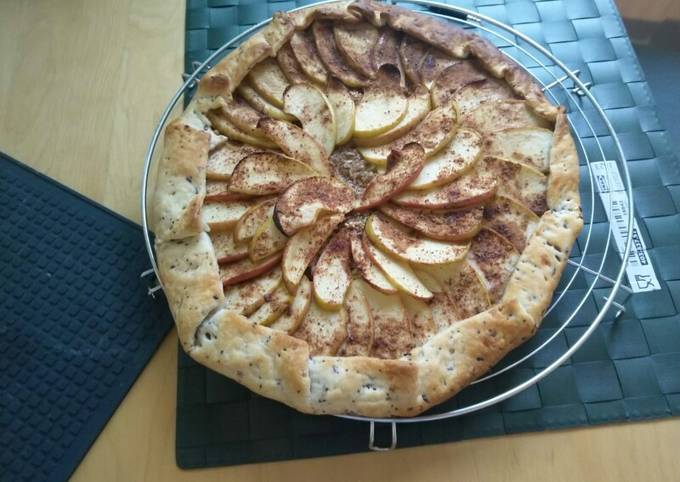 Apple pie recipe main photo