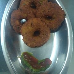 A picture of Indian doughnuts.
