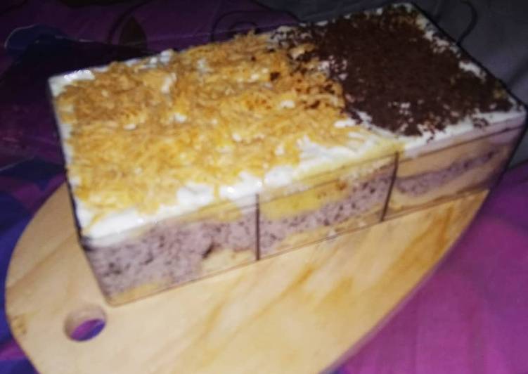 Milk bath Oreo cake