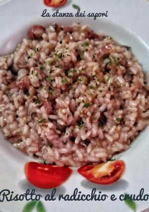 Foto di Risotto al radicchio e crudo
