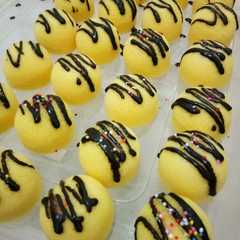 รูปของ Bolu jeruk mini (ide bakulan)