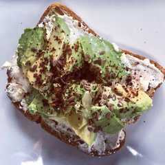 أفوكادو توست 🥑-レシピのメイン写真