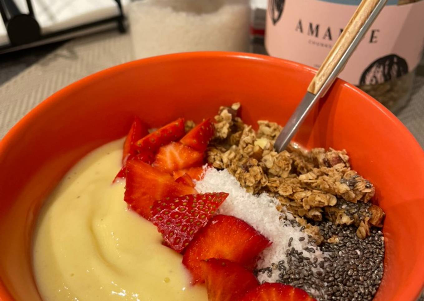 Smoothie Bowl de Plátano y Mango