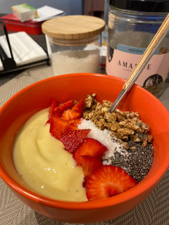 Una foto de Smoothie Bowl de Plátano y Mango