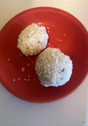 Una foto de Bolitas de coco