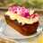Carrot cake primavera con flores comestibles