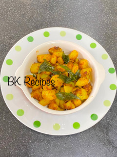 உருளைக்கிழங்கு வருவல் செய்முறை முக்கிய புகைப்படம்
