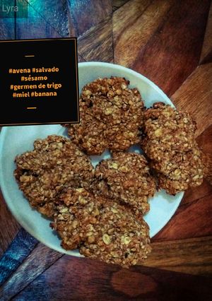 Una foto de Galletitas de avena, salvado, germen de trigo y banana