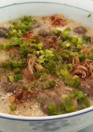 Hình của món Cháo cá lóc nấm rơm.