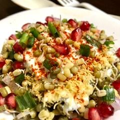 A picture of Sprouted moong dal chaat.