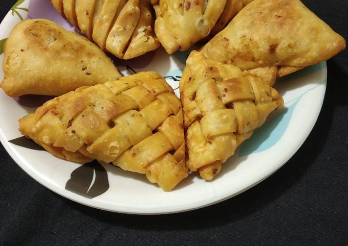 Aloo veggie samosa