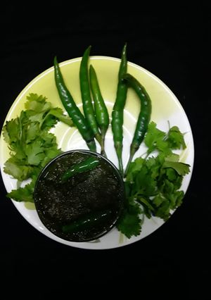 ধনেপাতা বাটা (dhonepata bata recipe in bengali) রেসিপির প্রধান ছবি