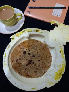 આલુ પરોઠા (Aloo Paratha Recipe In Gujarati) રેસીપી મુખ્ય ફોટો