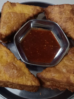 બ્રેડ પકોડા (bread pakoda recipe in Gujarati) રેસીપી મુખ્ય ફોટો