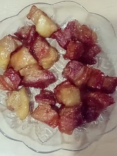 รูปของ หมูคั่วน้ำปลา สูตรคีโต โดยหม้อทอดไร้น้ำมัน