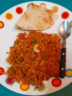 તવા પુલાવ (Tava Pulao Recipe In Gujarati) રેસીપી મુખ્ય ફોટો