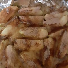 Cinnamon sugar apples A picture of Cinnamon sugar apples.