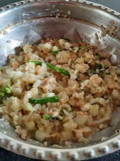 थंडगार खमंग काकडी (Khamang Kakdi Recipe In Marathi) रेसिपी चे मुख्य फोटो