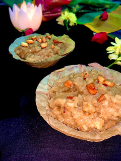 கோவில் சர்க்கரை பொங்கல் (Kovil sarkarai pongal recipe in tamil) செய்முறை முக்கிய புகைப்படம்