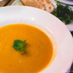 Foto principal de Crema de zanahorias y quesitos con Thermomix