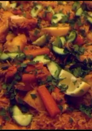 صورة لوصفة مقلوبة الخضار والدجاج 🍱