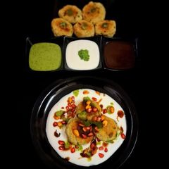 A picture of Farali Red Potato Tikki Chaat.