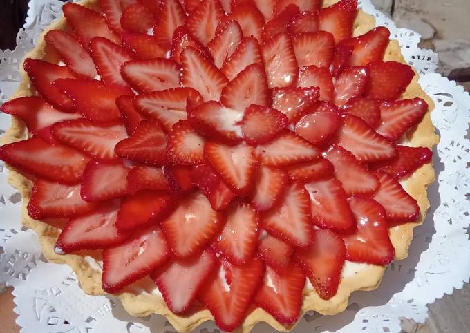 Tarta De Frutilla Receta De Tamara Gutierrez- Cookpad