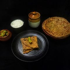 A picture of Paneer Paratha.