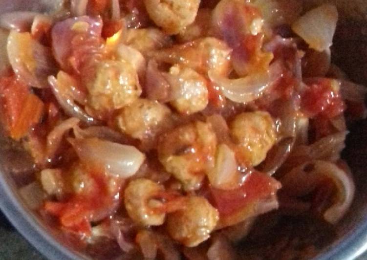 Simple Way to Make Perfect Soyabean, onion and tomato vegetables