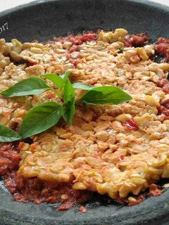Foto resep Tempe penyet sambal mentah 🍛