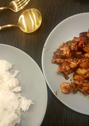 A picture of Thai basil chicken.