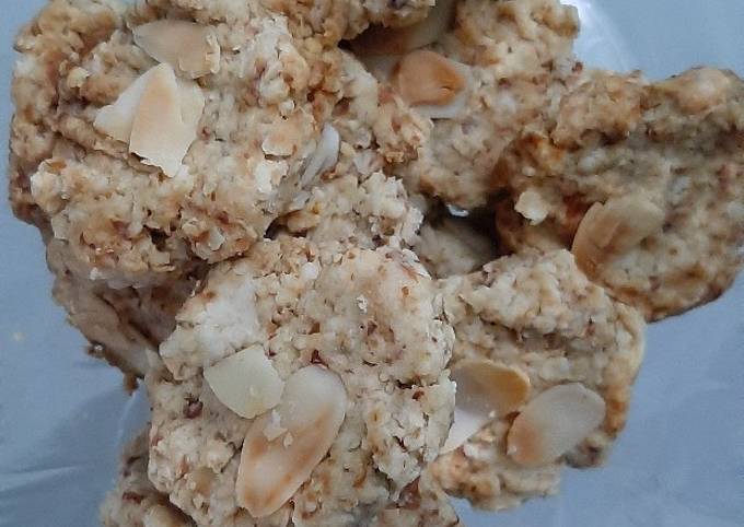 Cookies Almond Kurma