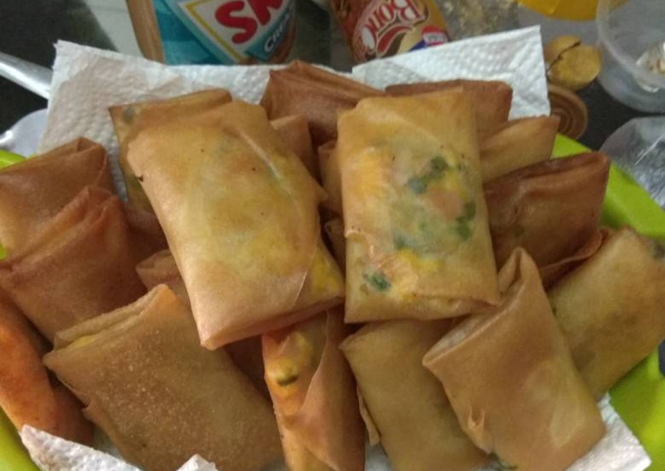 Tempat tidur gantung mini dengan telur