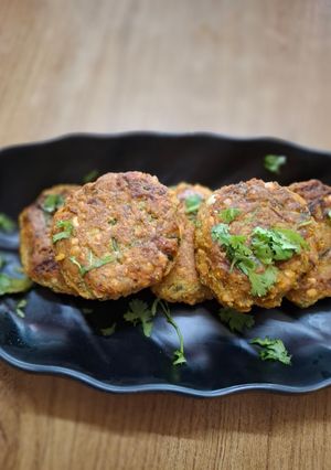 A picture of Red lentils kabab.