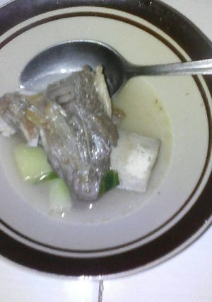 Foto resep Sup Iga Sapi Kuah Bening By:Erni Hartanti.Amd:-)