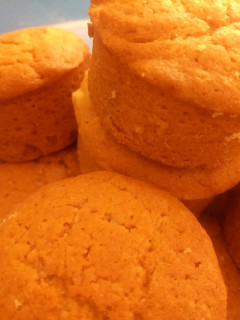 A picture of Simple vanilla cupcakes# contest.