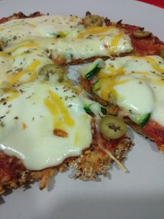 Una foto de Pizza con base de zanahoria