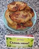 Жареные пирожки с вишнями