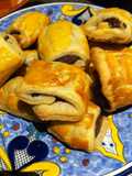 Pan Carteras de hojaldre rellenas de crema de avellana o nutella
