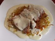 Una foto de salsa roquefort para carne