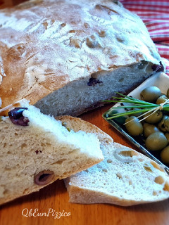 Foto di Pane con le olive 🥖