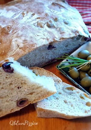 Foto di Pane con le olive 🥖