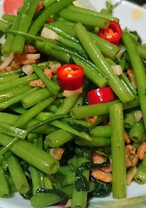 蝦米風炒空心菜 的食譜成品照片